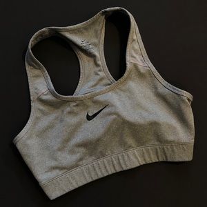 Grey Nike Sport’s Bra